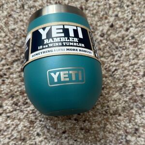 Yeti 10 oz Wine Tumbler - Turquoise